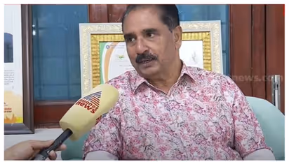 "അവർ ഇട്ടാൽ ബർമുഡ, ഞങ്ങൾ ഇട്ടാൽ വള്ളിനിക്കർ"; മുഖ്യമന്ത്രിയുടെ നിലപാടിനെ പരിഹസിച്ച് എൻ.കെ പ്രേമചന്ദ്രൻ