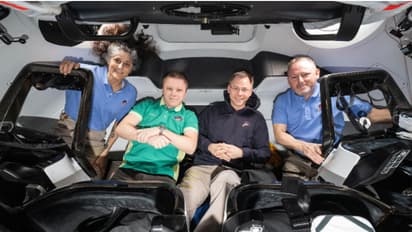 ഡ്രാഗണിന്റെ അടുത്ത സ്റ്റോപ്പ് ഭൂമി, പക്ഷേ സുനിത വില്യംസ് നേരെ വീട്ടിലേക്കല്ല; ആദ്യം പോവുക ആശുപത്രിയിലേക്ക്