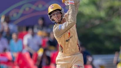 டுவின்ஸ் மாதிரியே இருக்கும் ரவிச்சின் ரவீந்திரா – ஆண்ட்ரே சித்தார்த்; மாற்று தாயின் சகோதரர்கள்!