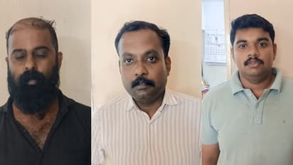 കാട്ടൂര് ക്ഷേത്രത്തിലെ കാവടി ഉത്സവത്തിനിടെ തര്ക്കം; പിടിച്ചുമാറ്റാനെത്തിയ യുവാവിനെ ആക്രമിച്ച 3 പേർ അറസ്റ്റിൽ