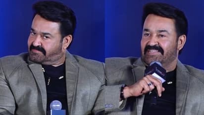 'എല്ലാം ദൈവം തീരുമാനിക്കട്ടെ'; എമ്പുരാൻ ഫസ്റ്റ് ഷോ ആരാധകർക്കൊപ്പം; മോഹൻലാൽ