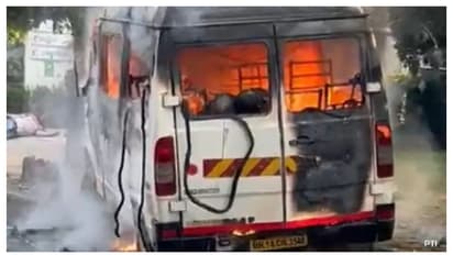 ഡ്രൈവറുടെ പക നാല് പേരുടെ ജീവനെടുത്തു; പൂനെയില് ബസ് കത്തി നാല് പേര് മരിച്ച സംഭവത്തില് വഴിത്തിരിവ്