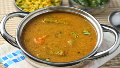 அரச்சுவிட்ட சாம்பார் வாசனையே பசியை தூண்டும் ரெசிபி