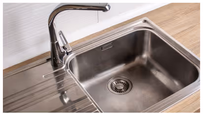 അടുക്കള സിങ്ക് അടഞ്ഞുപോയോ? എങ്കിൽ ഇത്രയും ചെയ്താൽ മതി 