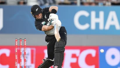 ബാറ്റിംഗ് വെടിക്കെട്ടുമായി വീണ്ടും ന്യൂസിലന്ഡ്, നാലാം ടി20യിലും പാകിസ്ഥാന് കൂറ്റൻ വിജയലക്ഷ്യം