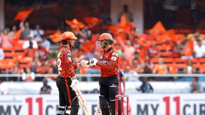 ആദ്യ പന്തില്‍ അഭിഷേകിനെ കൈവിട്ട് മുംബൈ; പവര്‍ പ്ലേയിൽ പവറില്ലാതെ ഹൈദരാബാദ്