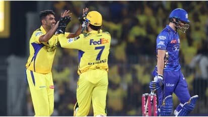 പവർ പ്ലേയിൽ പിടിമുറുക്കി ചെന്നൈ; ഹിറ്റ്മാന് നാണക്കേടിന്റെ റെക്കോർഡ്