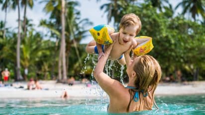 Visa की झंझट खत्म! बिना वीज़ा के इन 6 खूबसूरत देशों में फैमिली वेकेशन मनाएं! बच्चों के लिए हैं बेस्ट