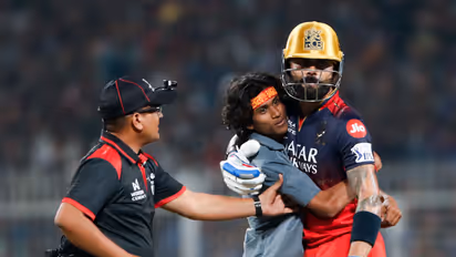 'അവനെ മര്‍ദിക്കരുതെന്ന് സുരക്ഷാ ഉദ്യോഗസ്ഥരോട് വിരാട് കോലി പറഞ്ഞു'; വെളിപ്പെടുത്തി മൈതാനത്തിറങ്ങിയ ആരാധകന്‍