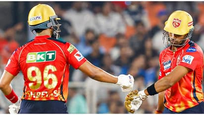 'എന്റെ സെഞ്ച്വറിയെ കുറിച്ച് ചിന്തിക്കേണ്ട'; അവസാന ഓവറിന് മുമ്പ് ശ്രേയസ് പറഞ്ഞത് വെളിപ്പെടുത്തി ശശാങ്ക് സിംഗ്