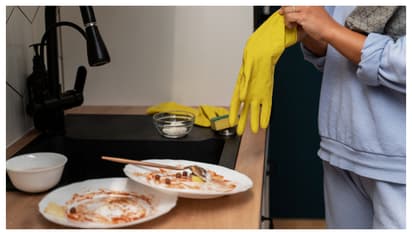 പാത്രം കഴുകുമ്പോൾ ഈ തെറ്റുകൾ ഒഴിവാക്കാം; കാരണം ഇതാണ് 