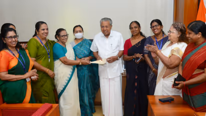 115,61,085 രൂപ ലാഭവിഹിതം മുഖ്യമന്ത്രിക്ക് കൈമാറി;1 ലക്ഷത്തിലധികം തൊഴിലവസരവും ഉണ്ടാക്കി വനിത വികസന കോര്പറേഷൻ