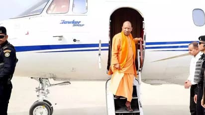 யோகி ஆதித்யநாத் சென்ற விமானம் ஆக்ராவில் அவசரமாக தரையிறக்கம்!