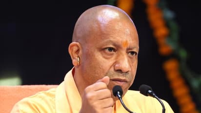 மும்மொழிக் கொள்கை: மறைமுகமாக முதல்வர் ஸ்டாலினை யோகி ஆதித்யநாத் சாடினாரா?