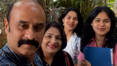 'അവരുടെ സ്വപ്‍നത്തിലേക്കുള്ള യാത്ര'; മക്കളുടെ ജീവിതത്തിലെ പുതിയ വിശേഷം പറഞ്ഞ് രാജേഷ് ഹെബ്ബാർ