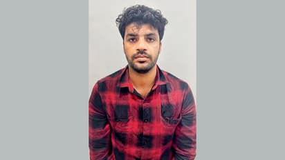 പിടികൂടാൻ ശ്രമിച്ച് പരിക്കേറ്റത് നിരവധി പൊലീസുകാർ, വിമാനത്തിലെത്തി മോഷണം, വെടിവച്ച് വീഴ്ത്തി തമിഴ്നാട് പൊലീസ്