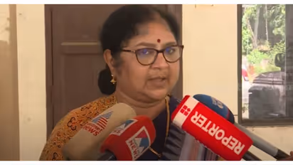 'അധ്യാപകനെതിരെ കർശന നടപടിയുണ്ടാകും'; കേരള സർവകലാശാലയിലെ ഉത്തരപേപ്പറുകൾ നഷ്ടമായ സംഭവത്തിൽ മന്ത്രി ആർ ബിന്ദു 