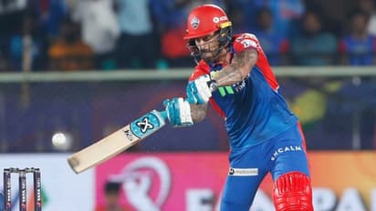 ഗുജറാത്ത് ടൈറ്റന്‍സിനെതിരെ ഡല്‍ഹി ക്യാപിറ്റല്‍സിന് പതിഞ്ഞ തുടക്കം; ആദ്യ പ്രഹരമേല്‍പ്പിച്ച് അര്‍ഷദ് ഖാന്‍