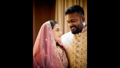 புது வீட்டில் முதல் ரம்ஜான்; ஹாப்பியாக கொண்டாடிய ஹுசைன் - மணிமேகலை ஜோடி!