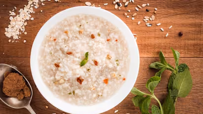 Khichdi to Vada: 7 Simple Sabudana Recipes for Navratri Fasting