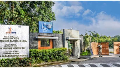 തിരുവനന്തപുരം ഐഎസ്ആര്‍ഒയിൽ അവസരം! പ്രായപരിധി, ശമ്പളം, യോഗ്യത...വിശദ വിവരങ്ങൾ ഇതാ