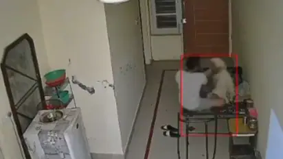 ഓസ്ട്രേലിയയിലുള്ള മകൾ കണ്ടത് അമ്മയെ വലിച്ചിഴയ്ക്കുന്നത്; സഹോദരന്റെ ക്രൂരത വെളിപ്പെടുത്തി യുവതിയുടെ ഇടപെടൽ