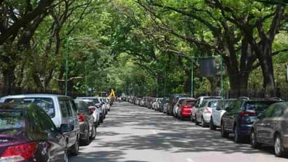 பெங்களூரு பார்க்கிங் வரியில் பெரும் மாற்றம்! அடேங்கப்பா! ஓராண்டுக்கு இவ்வளவு செலுத்தனுமா?