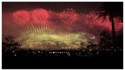 ആകാശത്ത് വർണ വിസ്മയം തീർത്ത് ലുസൈൽ സ്കൈ ഫെസ്റ്റിവലിന് തുടക്കമായി