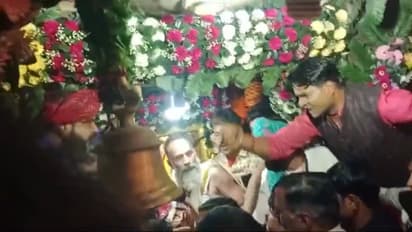 jeenmata temple navratri mela dispute rajasthan sikar priests batti si sangh conflict temple gate closure