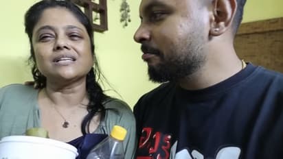 'കുമ്പിളപ്പം' നൽകി മഞ്ജു പിള്ളയുടെ പിണക്കം മാറ്റി കാർത്തിക് സൂര്യ; വീഡിയോ ശ്രദ്ധയാകര്ഷിക്കുന്നു