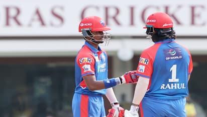 ഒരു അര്ധ സെഞ്ചുറി പോലുമില്ല! എന്നിട്ടും ഗുജറാത്ത് ടൈറ്റന്സിനെതിരെ 200ലധികം റണ്സ് അടിച്ചെടുത്ത് ഡല്ഹി