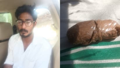 സ്കൂട്ടറിന്റെ എന്ജിന് ഭാഗത്ത് ഒളിപ്പിച്ചു, പൊതി ഏറെ നേരം പണിപ്പെട്ട് കണ്ടെടുത്തു; പിടികൂടിയത് കഞ്ചാവ്