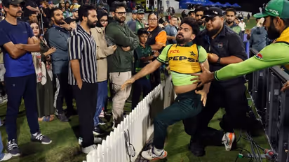 NZ vs PAK: Khushdil Shah gets into violent fight with fans after 3rd ODI at Bay Oval (WATCH)
