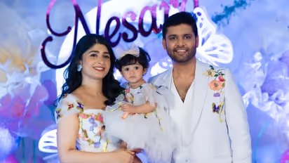 Birthday ಮಾಡಿದ್ರೆ ಈ ಥರ ಮಾಡ್ಬೇಕು; ಮಗಳು ನೇಸರಳ ಜೊತೆ ಅದಿತಿ ಪ್ರಭುದೇವ ಫೋಟೋಗಳು! 