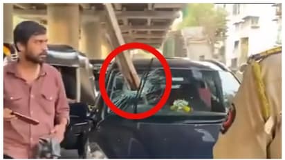 ഫ്ലൈഓവറിൽ നിന്ന് കാറിന് മുകളിലേക്ക് വീണത് കൂറ്റൻ കോൺക്രീറ്റ് ബീം; അത്ഭുതകരമായി രക്ഷപ്പെട്ട് ഡ്രൈവർ, വീഡിയോ