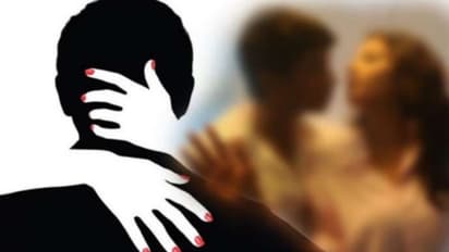 திருமணத்திற்குப் பின் 3 ஹீரோயின்களுடன் கள்ளக்காதல்; மாமாக்குட்டியாக வலம் வந்த ஹீரோ யார்?