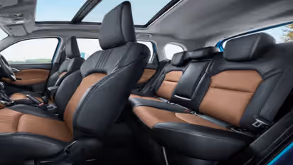 ഫാമിലികൾക്ക് കോളടിച്ചു, വരുന്നൂ ടൊയോട്ടയുടെ പുതിയ 7 സീറ്റർ