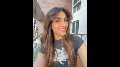 ಹೇರ್‌ಕಟ್ ಆದ್ಮೇಲೆ ಸಾವಿರಾರೂ ಫೋಟೋಗಳು ಬೇಕೇ ಬೇಕು...ಮಾಲಾಶ್ರೀ ಮಗಳ ಹೊಸ ಲುಕ್ ವೈರಲ್! 