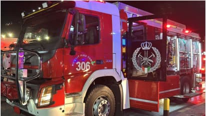 കുവൈത്തിൽ മൂന്ന് വാഹനങ്ങൾ കൂട്ടിയിടിച്ച് അപകടം, ഒരാൾ മരിച്ചു