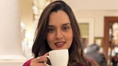 വസ്ത്രങ്ങളഴിച്ചുമാറ്റാൻ പറഞ്ഞു, പരിശോധിച്ചത് പുരുഷ ഉദ്യോ​ഗസ്ഥൻ, യുഎസ് എയർപോർട്ടില്‍ ഇന്ത്യൻ സംരംഭകയെ തടഞ്ഞു