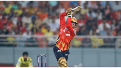 സെഞ്ച്വറിയുമായി പ്രിയാൻഷിന്റെ ബാറ്റിംഗ് വെടിക്കെട്ട്; ചെന്നൈയ്ക്ക് എതിരെ പഞ്ചാബിന് കൂറ്റൻ സ്കോര്