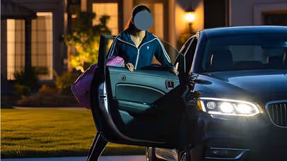 ಕಾರಿನಲ್ಲಿ ಬಂದ ಮಗಳು; ಎಲ್ಲವೂ ಸರಿಯಾಗಿಲ್ಲ ಅಂದುಕೊಂಡ ಪೋಷಕರಿಗೆ ಆಸ್ಪತ್ರೆ ಹೋದಾಗ ಕಾದಿತ್ತು ಶಾಕ್!