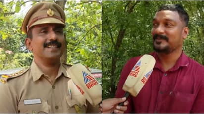 നടുറോഡിൽ മൃദംഗം വായിക്കുന്ന എംവിഡി ഉദ്യോഗസ്ഥൻ, താളത്തിനൊത്ത് പാട്ട് പാടുന്ന ബൈക്ക് യാത്രികൻ; പിന്നിലെ കഥയിതാ