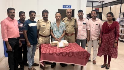 കലവൂരിലെ 2 നില വാടക വീട്, താമസം പണ്ട് മുങ്ങിയ അസം സ്വദേശിയും സംഘവും; ഇത്തവണ സ്കെച്ചിട്ടു, കഞ്ചാവുമായി പിടിയിൽ