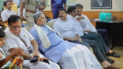 ಬೆಂಗಳೂರಿನಲ್ಲಿ RCB ಸೋಲಿಗೆ ಸಿದ್ದರಾಮಯ್ಯರನ್ನು ಟ್ರೋಲ್ ಮಾಡಿದ ನೆಟ್ಟಿಗರು!