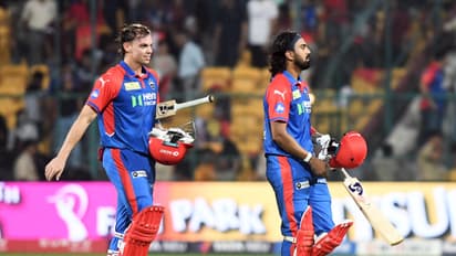 ഐപിഎല് പോയിന്റ് പട്ടികയില് ഡല്ഹിക്ക് തിരിച്ചടി, ഹൈദരാബാദ് പുറത്ത്! ആര്സിബി ഒന്നാമത് തുടരുന്നു