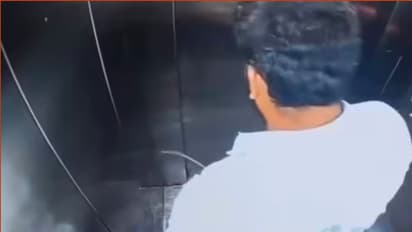 ಲಿಫ್ಟ್‌ನಲ್ಲಿ ಮೂತ್ರ ವಿಸರ್ಜಿಸಿದ ಕಿಡಿಗೇಡಿ: ಸಿಸಿಟಿವಿಯಲ್ಲಿ ಕೃತ್ಯ ಸೆರೆ