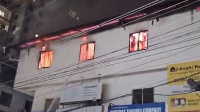 കൊച്ചി നഗരമധ്യത്തിലെ നൃത്ത സ്ഥാപനത്തിൽ തീപിടിത്തം; തീവ്ര ശ്രമത്തിനൊടുവിൽ തീയണച്ചു, ആർക്കും പരുക്കില്ല