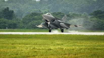 ಯುದ್ಧಾಭ್ಯಾಸ ಆರಂಭಿಸಿದ ಭಾರತೀಯ ವಾಯುಸೇನೆ, 'ಆಕ್ರಮಣ'ದಲ್ಲಿ ಮುಂದೆ ನಿಂತ ರಫೇಲ್‌ ಜೆಟ್!