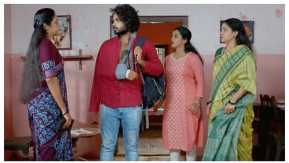 രേവതിയെ ധിക്കരിച്ച് ആന്റണിക്കൊപ്പം പോയി ശരത്ത് -  ചെമ്പനീർ പൂവ് സീരിയൽ  റിവ്യൂ